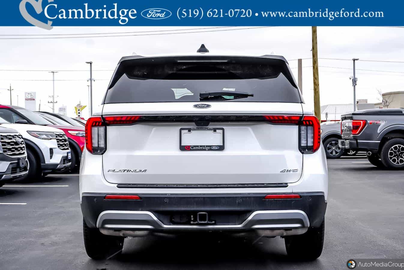 Image 5 Ford Explorer Platinum 2025