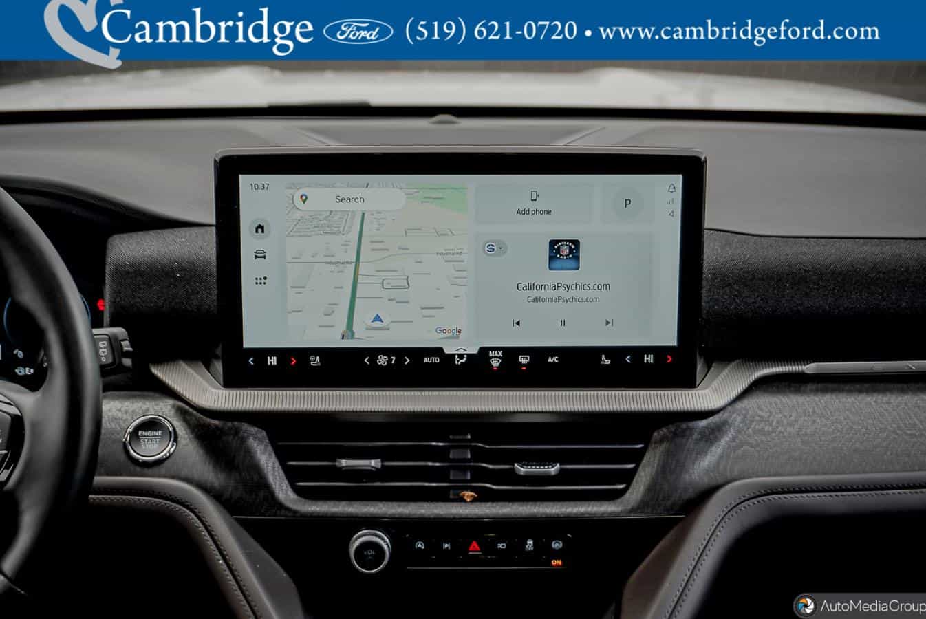 2025 Ford Explorer Platinum - Image 18