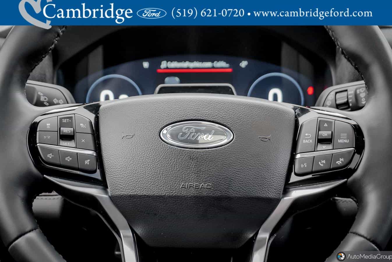 2025 Ford Explorer Platinum - Image 20