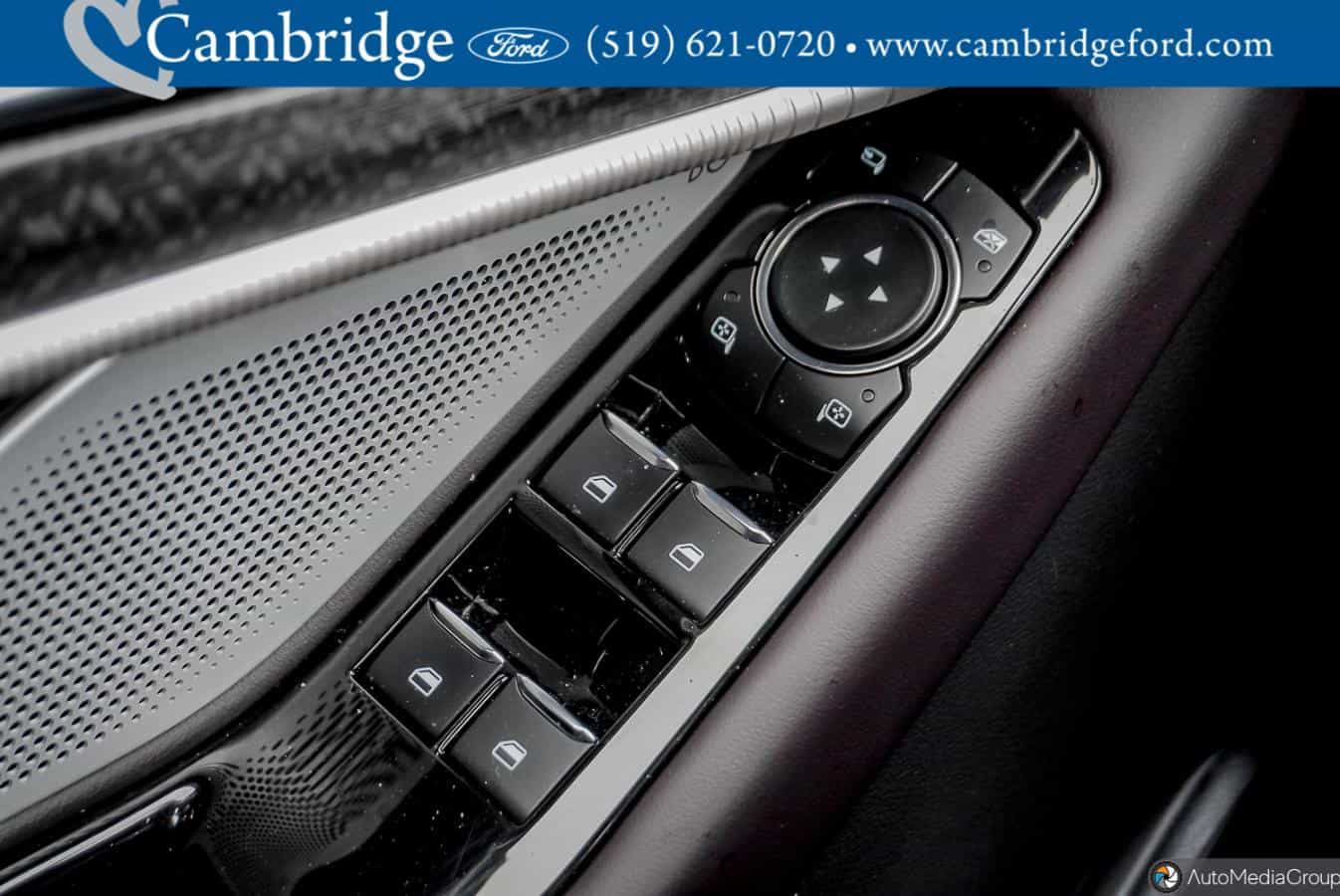 Image 23 Ford Explorer Platinum 2025