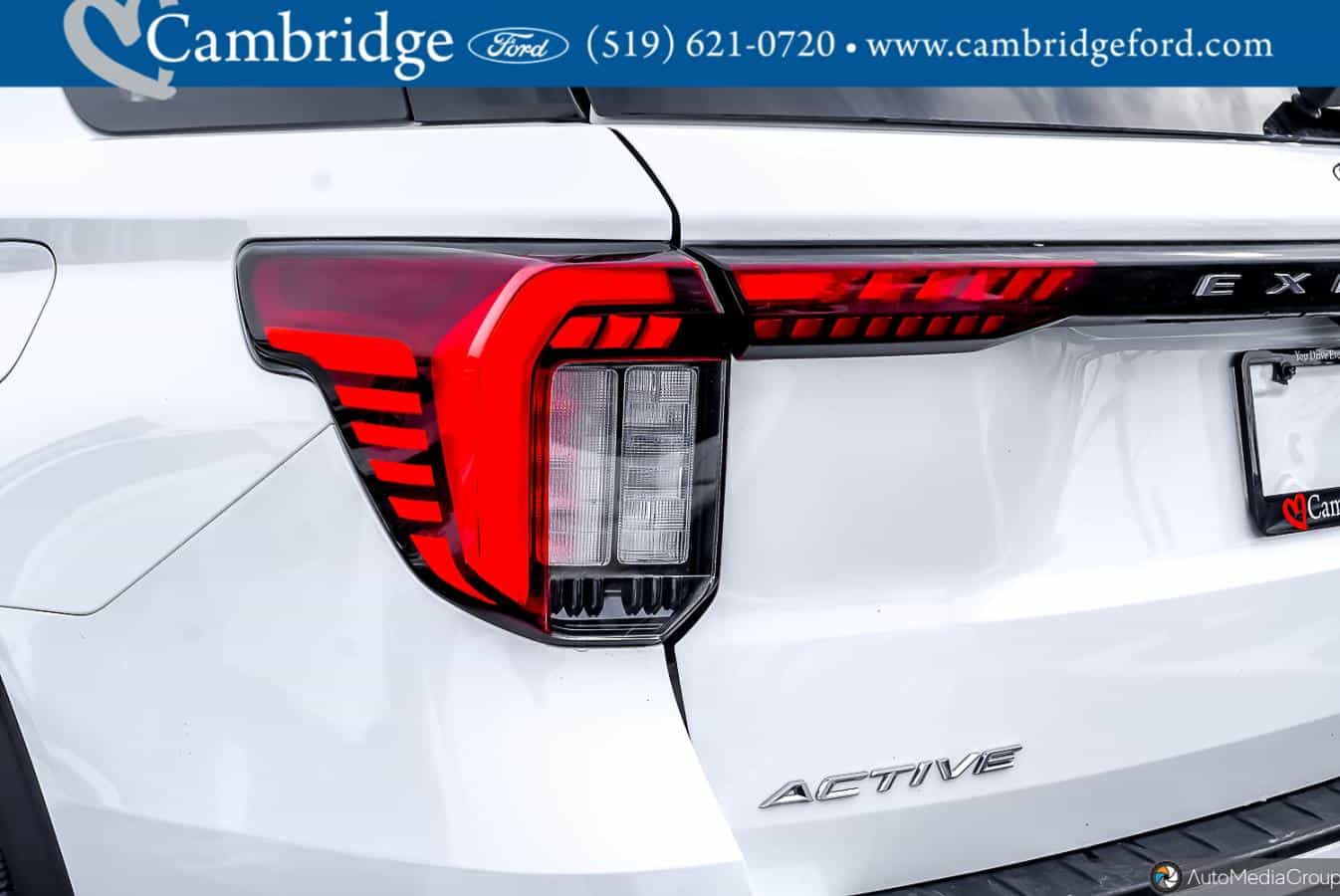 2025 Ford Explorer Active - Image 7