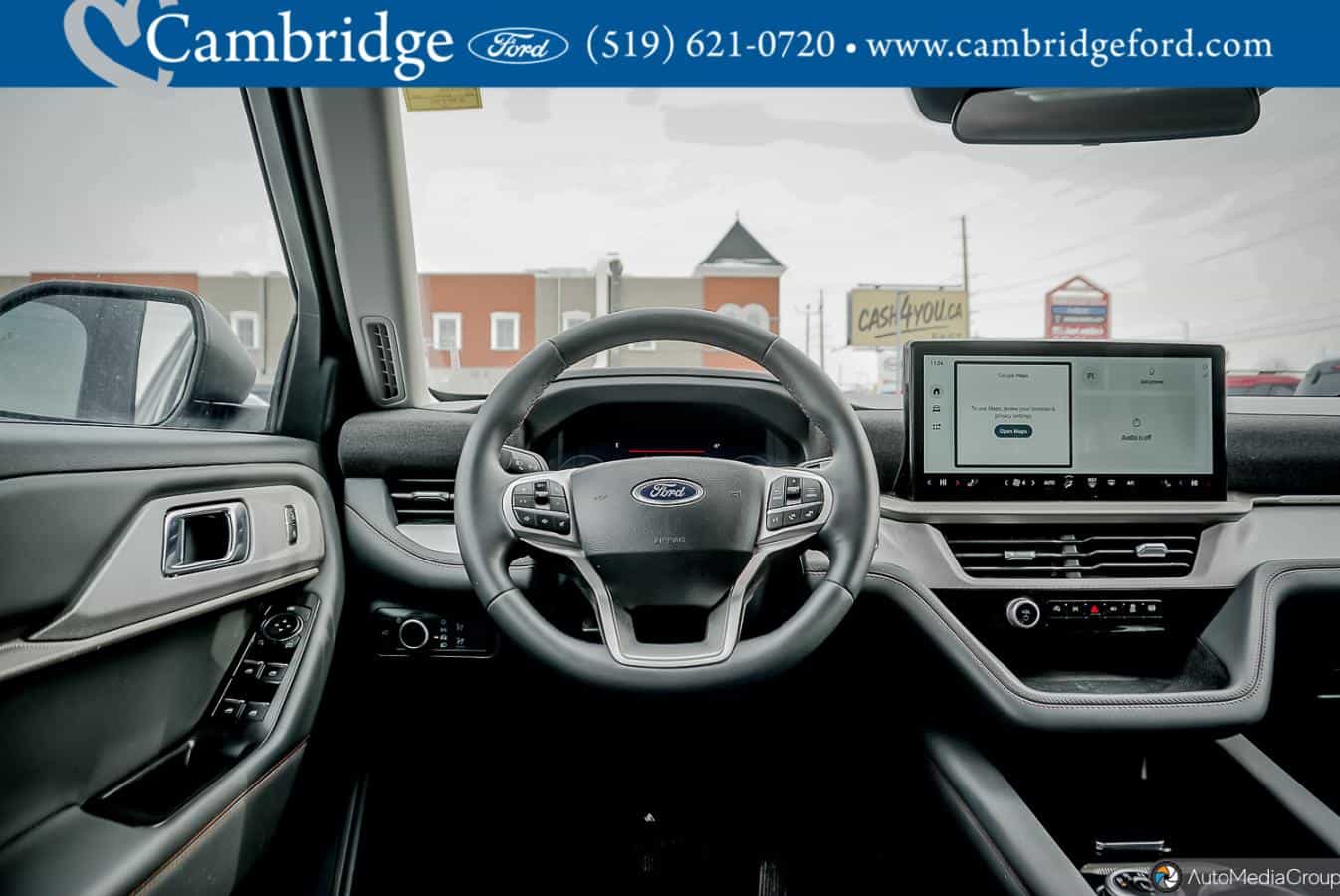 2025 Ford Explorer Active - Image 19