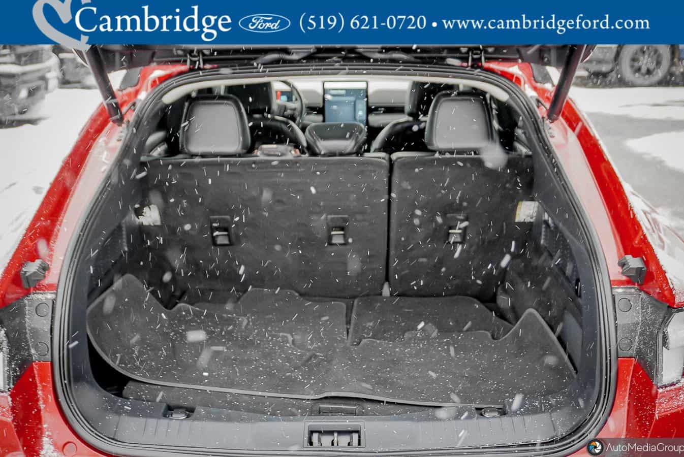 2021 Ford Mustang MACH-E Premium - Image 13