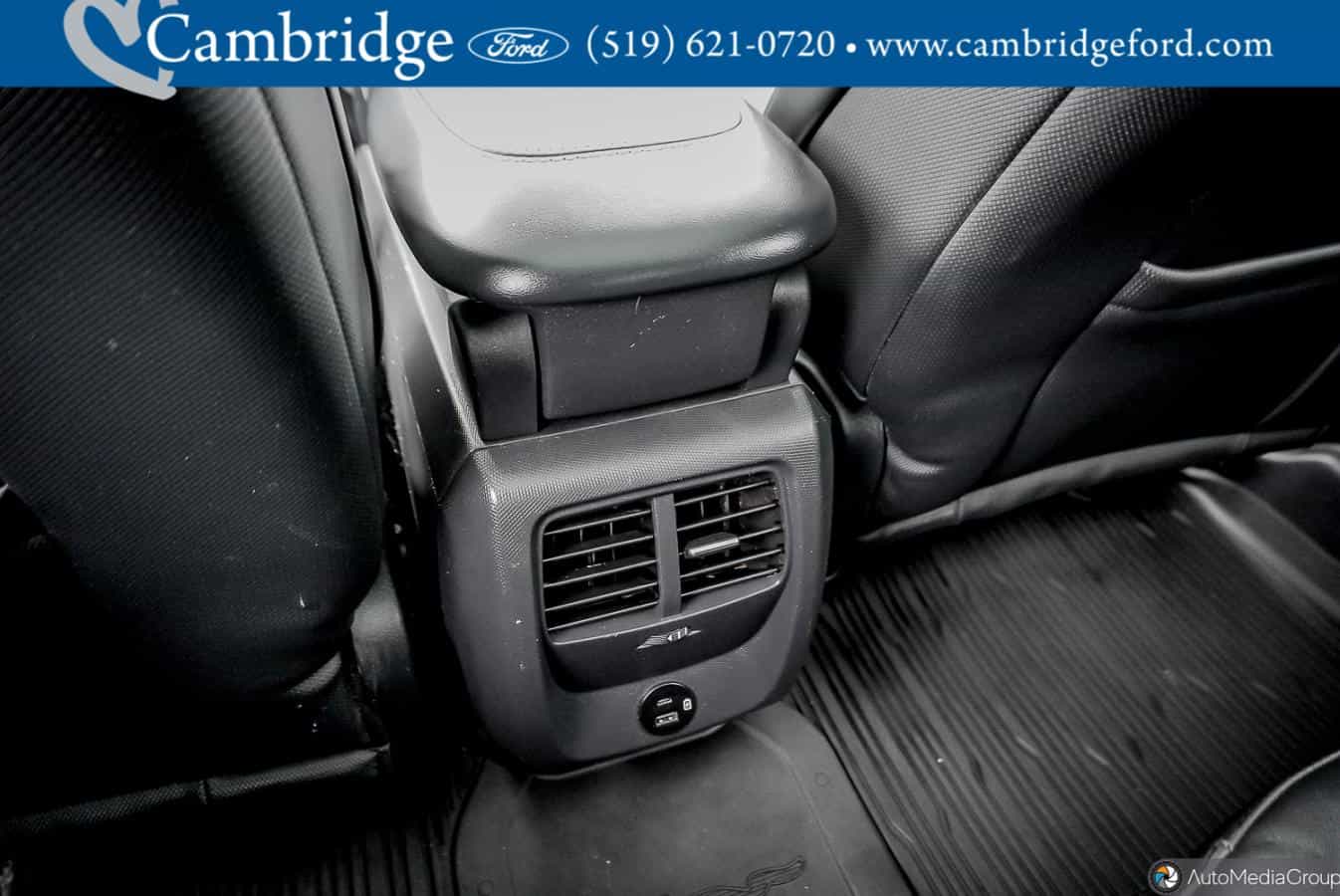 2021 Ford Mustang MACH-E Premium - Image 16