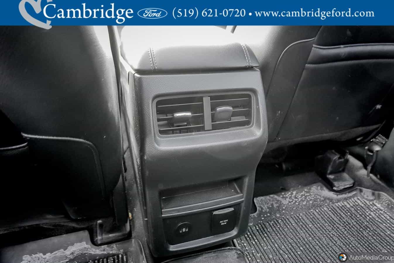 2024 Ford Edge Titanium - Image 16