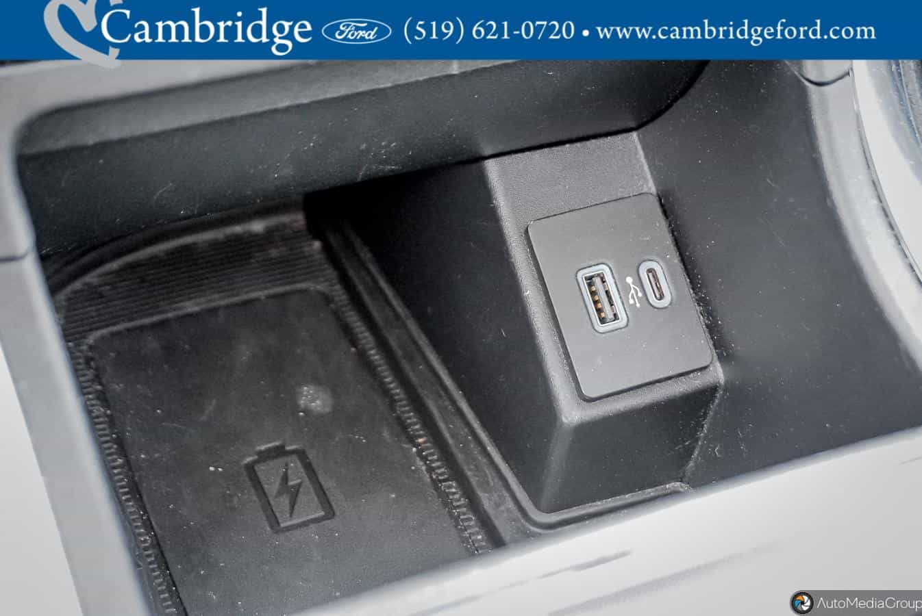 2024 Ford Edge Titanium - Image 25