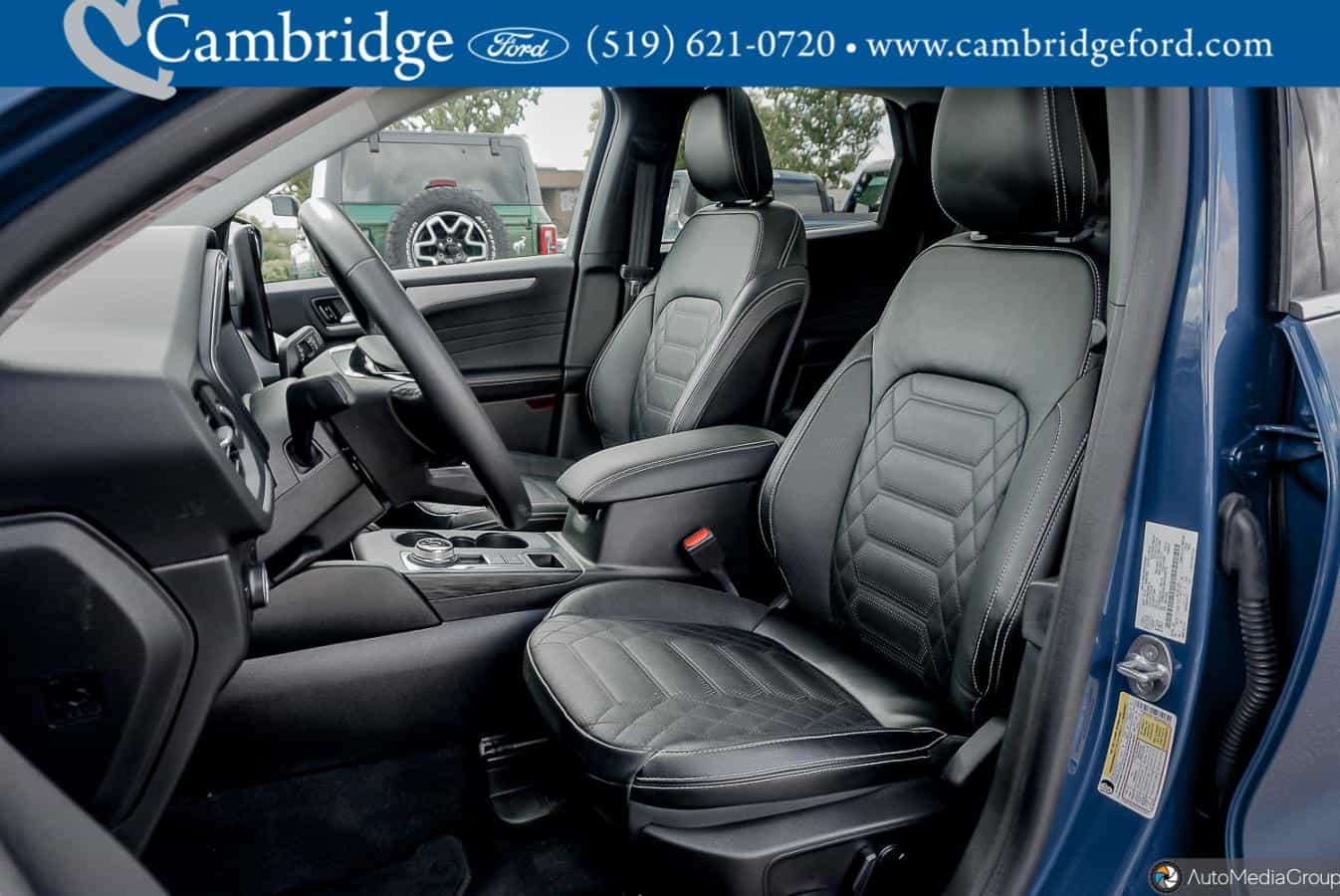 2023 Ford Escape Hybrid Phev - Image 12