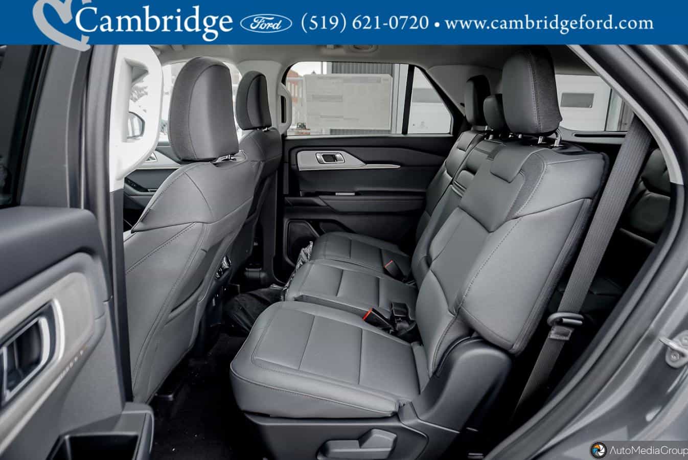 Image 15 Ford Explorer Active (200A) 2026