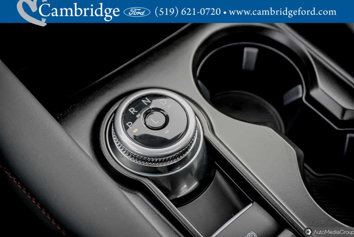 Image 25 Ford Explorer Active (200A) 2026