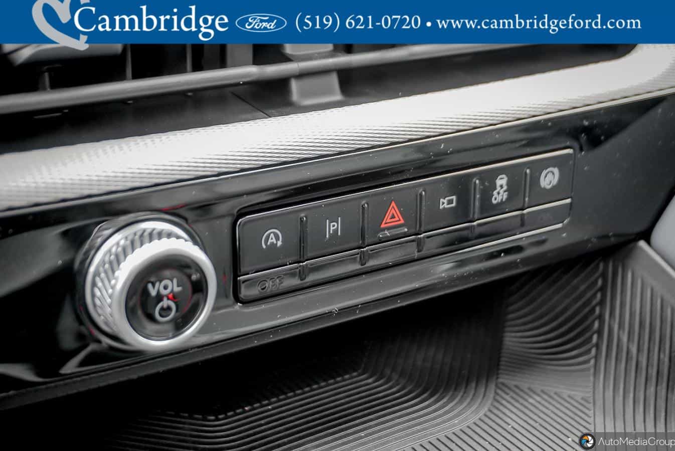 2026 Ford Explorer Active (200A) - Image 27