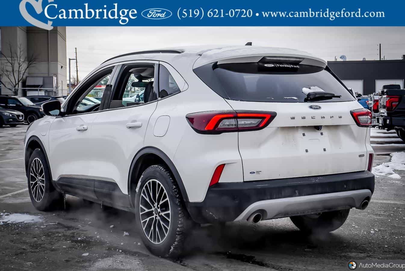 2024 Ford Escape Hybrid Phev - Image 2