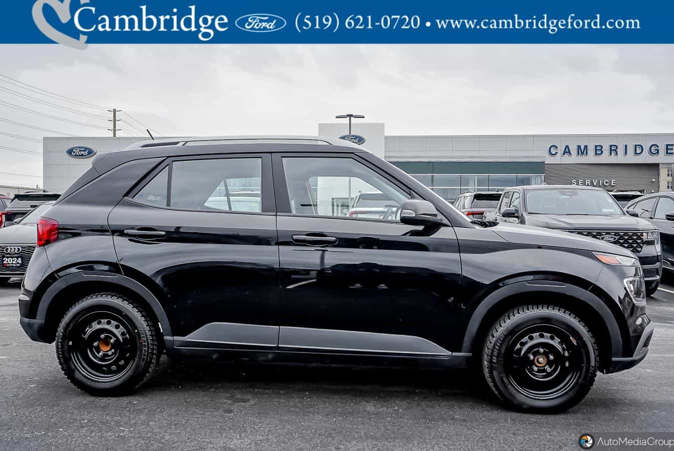 Image 3 Hyundai Venue Preferred 2025