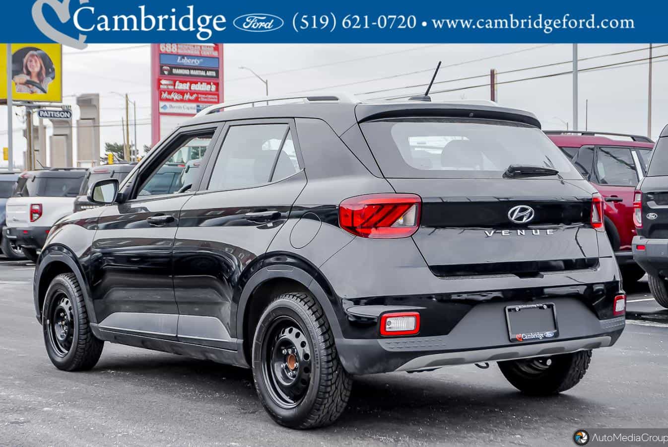 Image 6 Hyundai Venue Preferred 2025