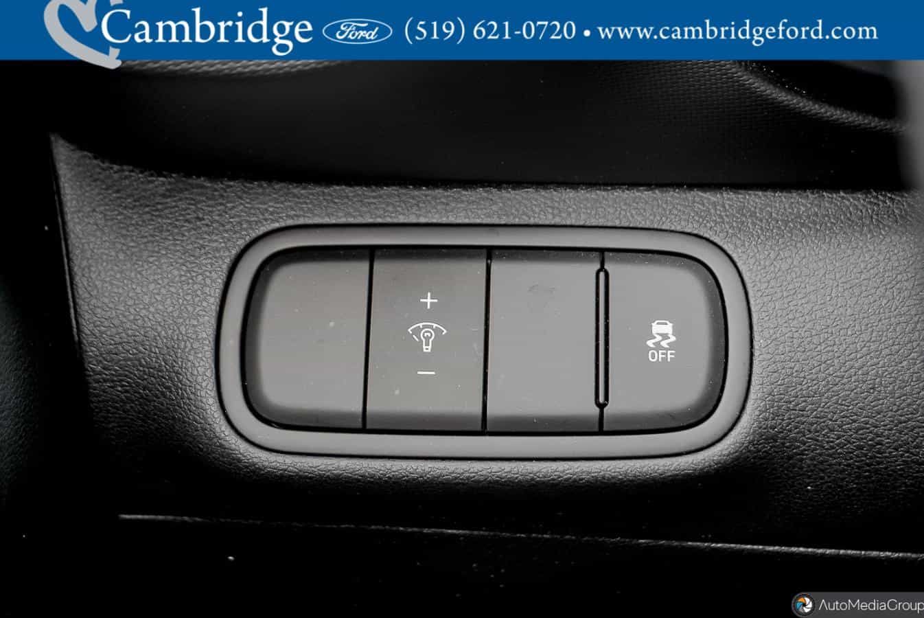 Image 21 Hyundai Venue Preferred 2025