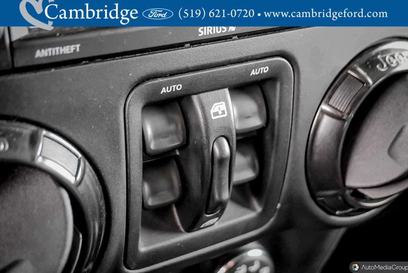 Image 21 Jeep Wrangler Rubicon 2017