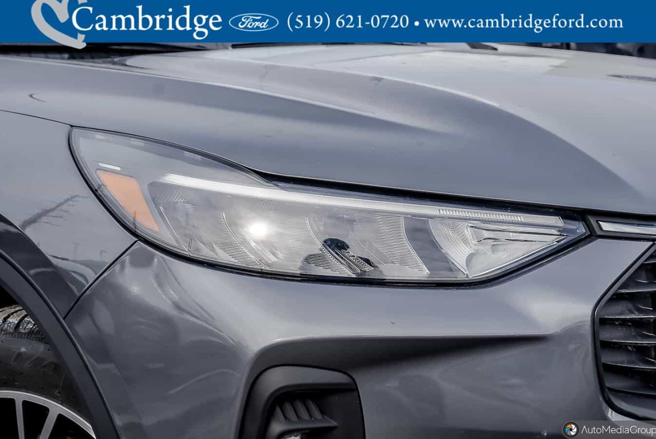 2025 Ford Escape Hybrid Phev - Image 2