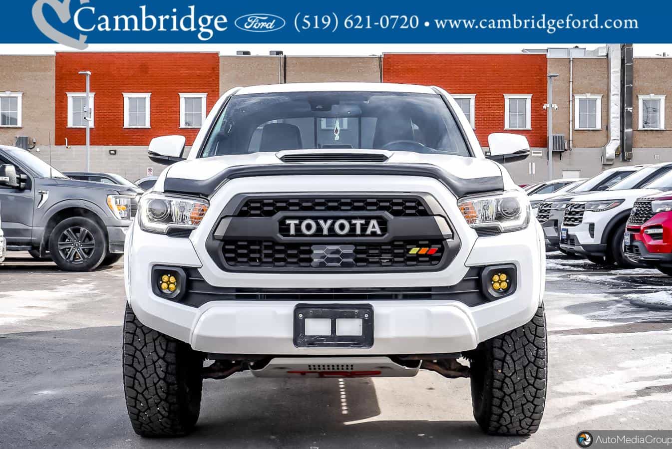 2019 Toyota Tacoma Sr5 - Image 10