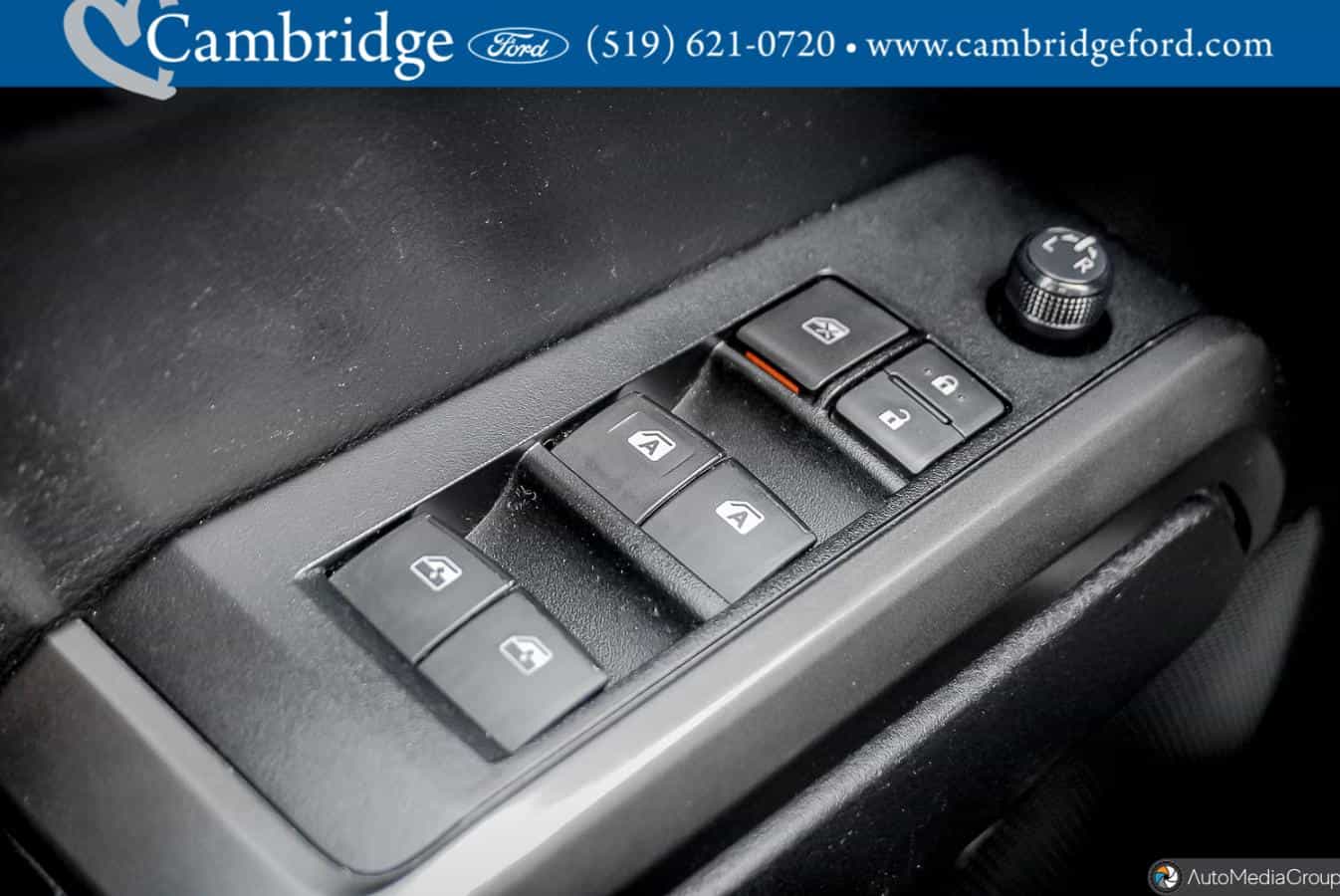 2019 Toyota Tacoma Sr5 - Image 23