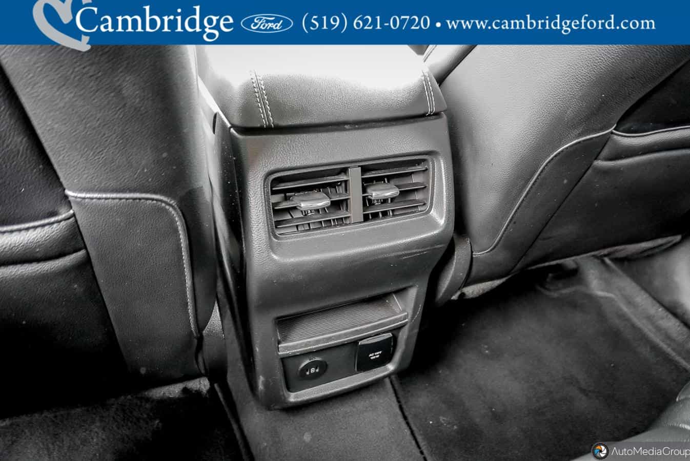 Image 15 Ford Edge Titanium 2023