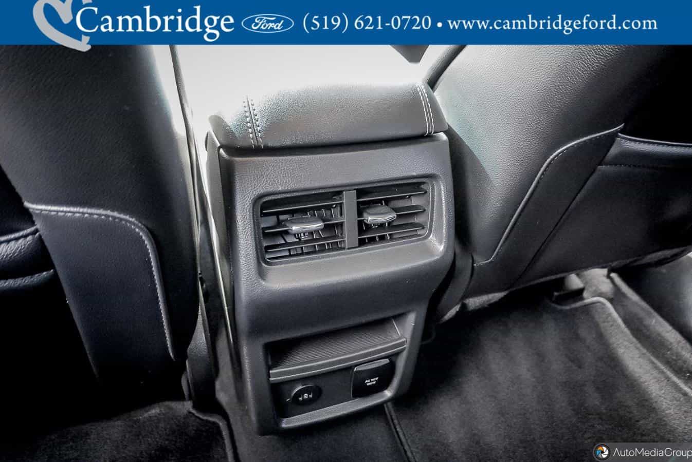Image 15 Ford Edge Titanium 2023