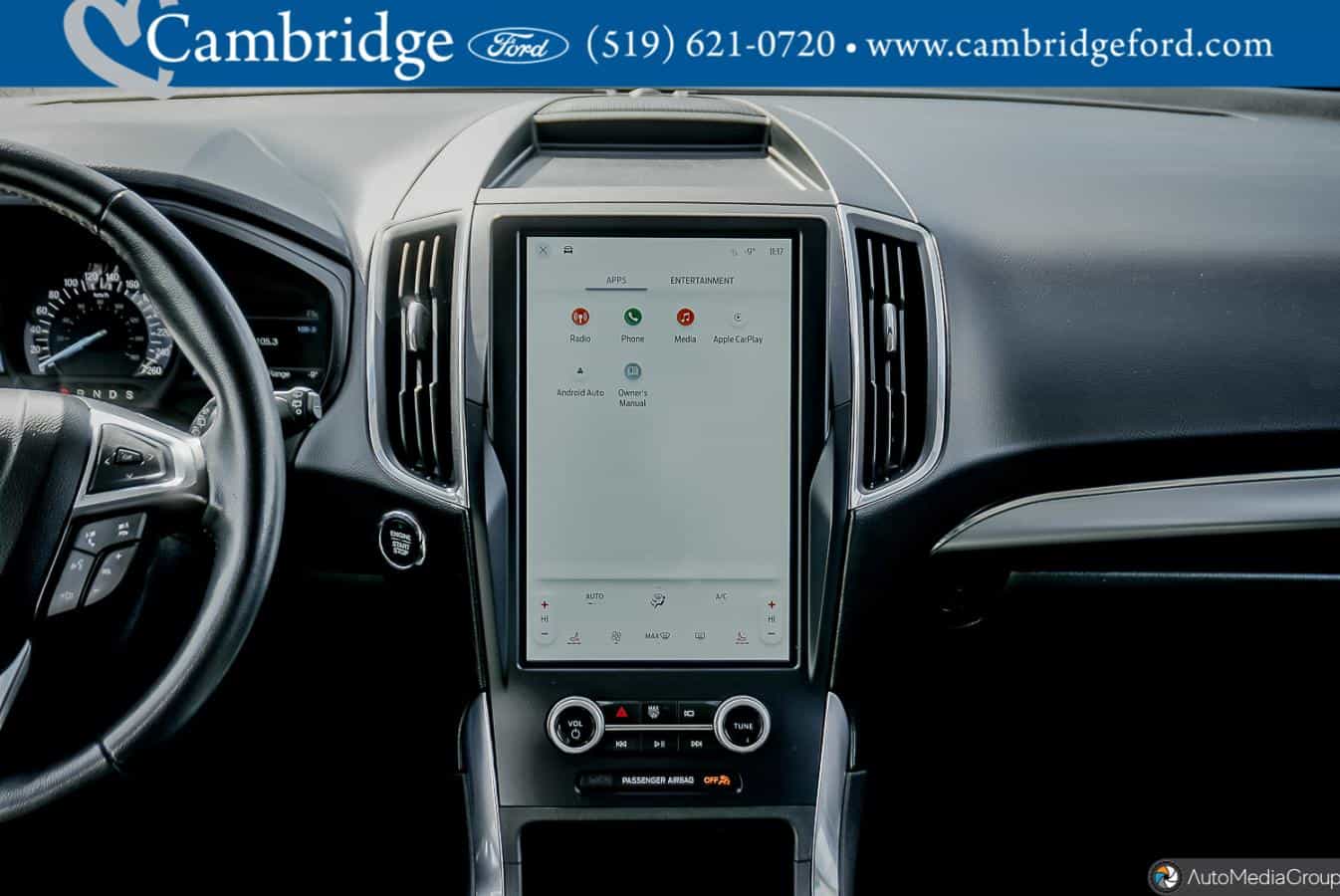 2023 Ford Edge Titanium - Image 17