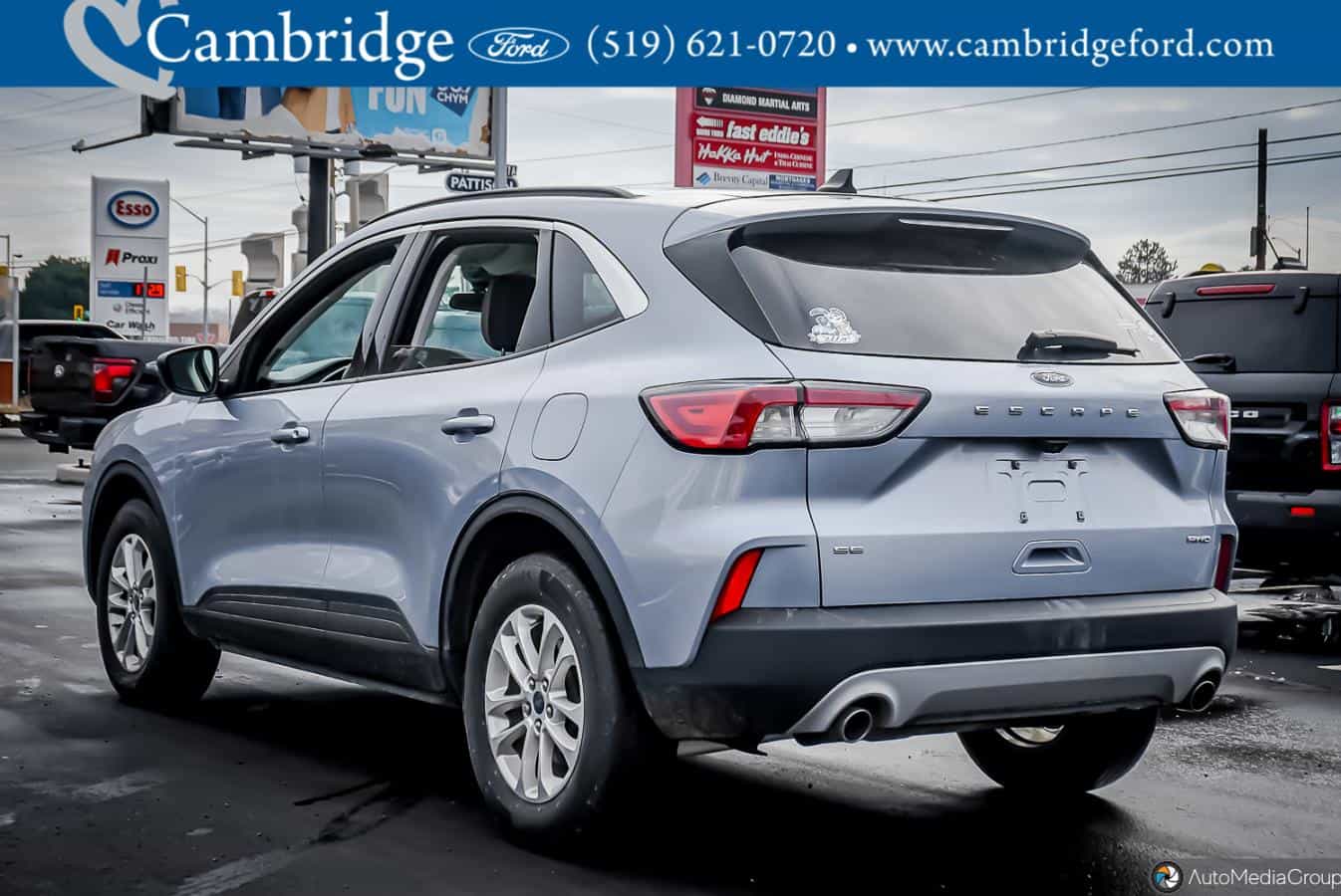 Image 2 Ford Escape 4Dr Se 2022