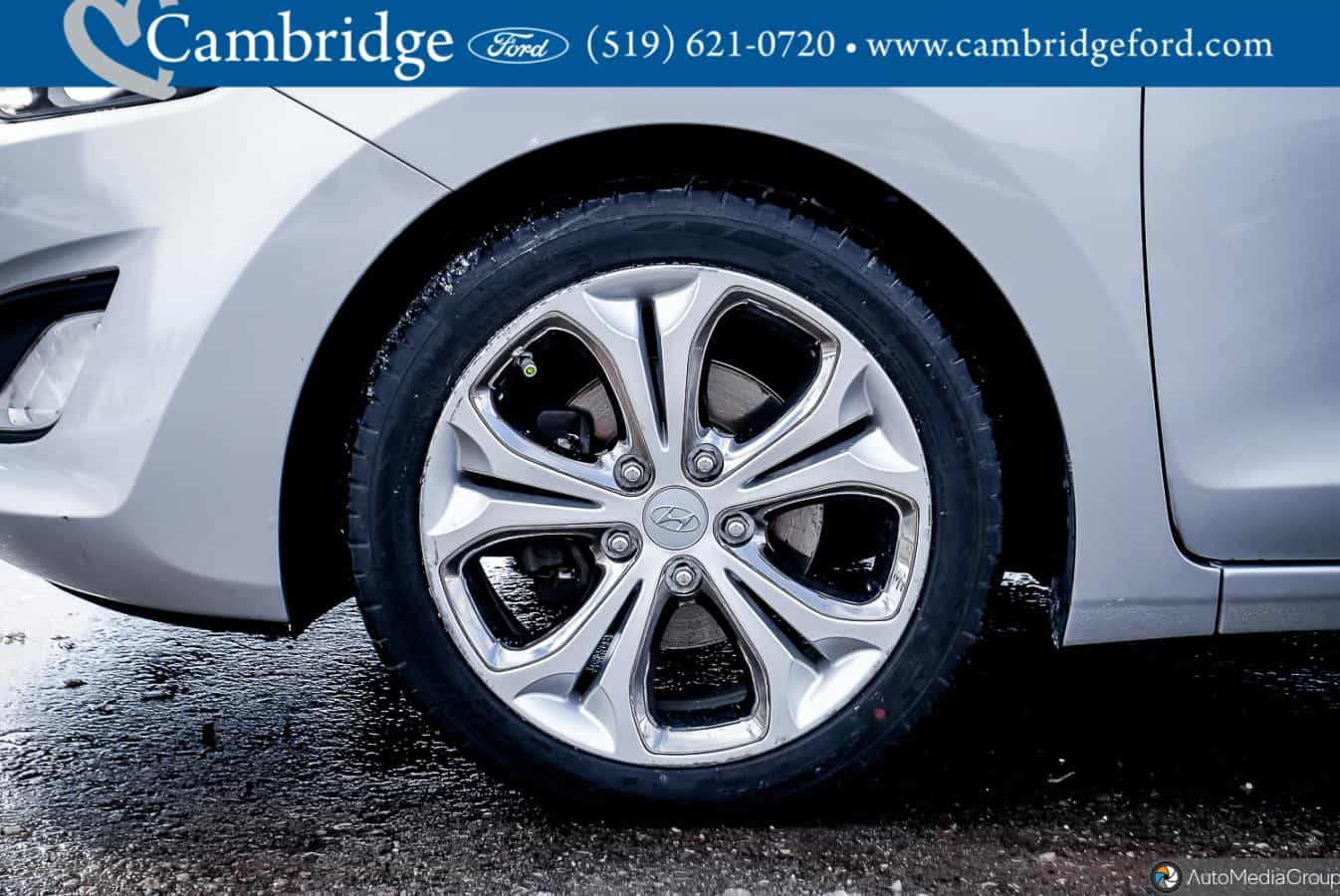 2013 Hyundai Elantra GT Se W/Tech Pkg - Image 3