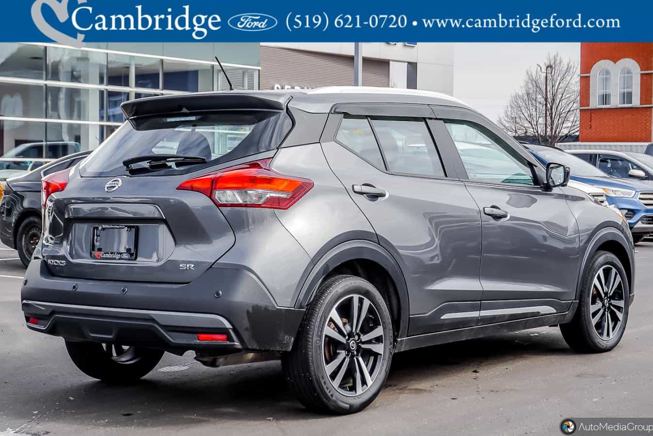 2020 Nissan Kicks Sr - Image 4