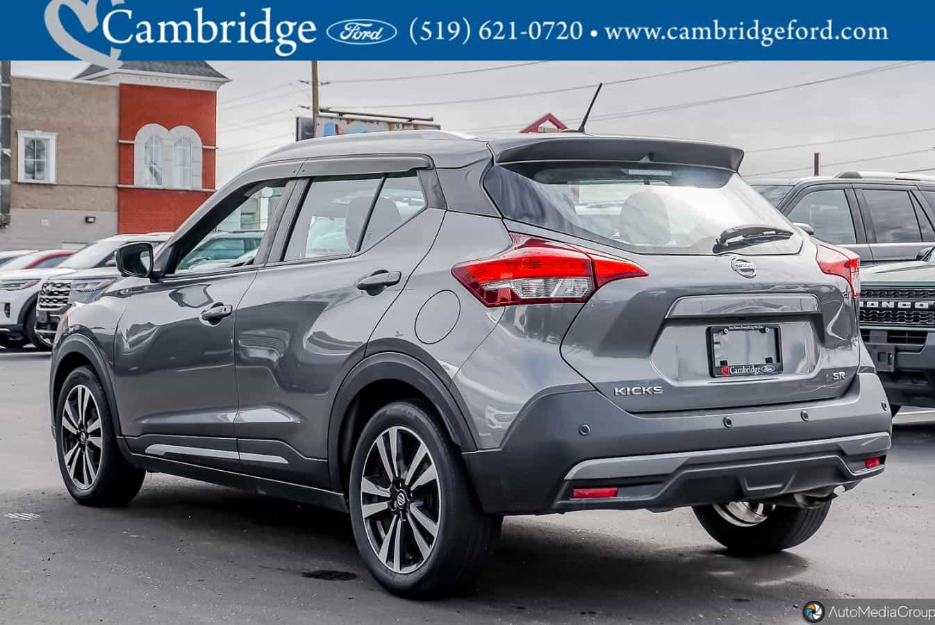 2020 Nissan Kicks Sr - Image 6