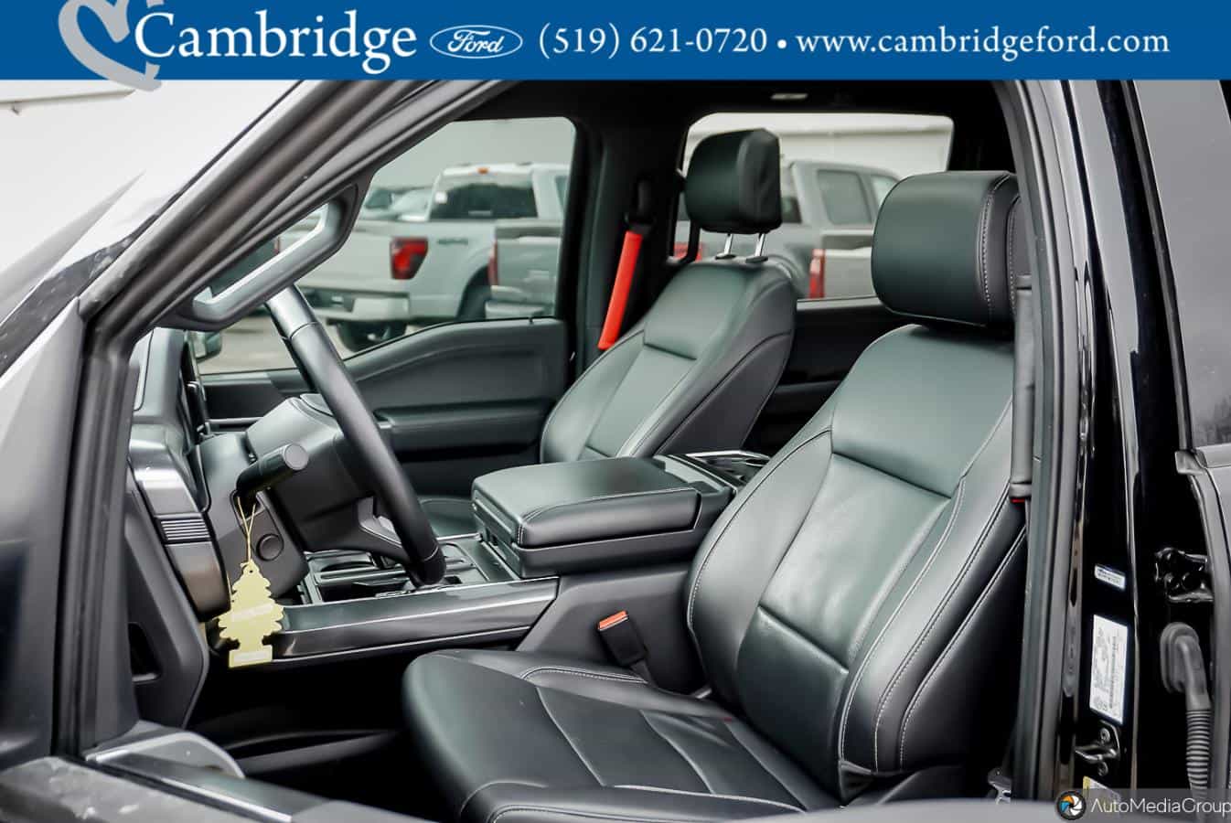 2022 Ford F-150 Lariat - Image 4