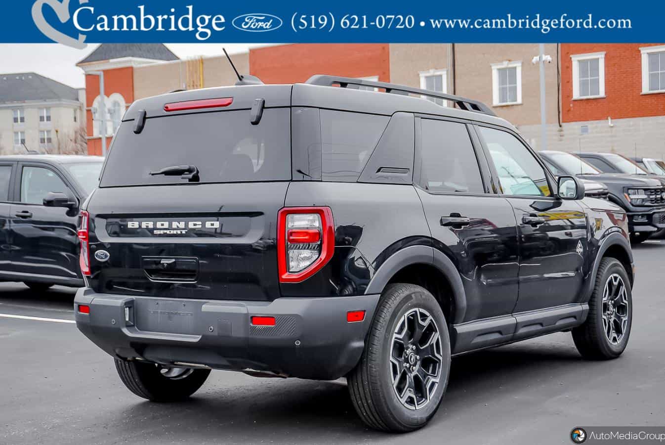 Image 4 Ford Bronco Sport Outer Banks 2025