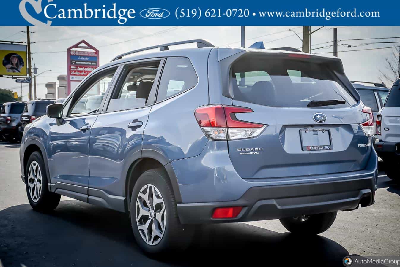 Image 2 Subaru Forester Touring 2020