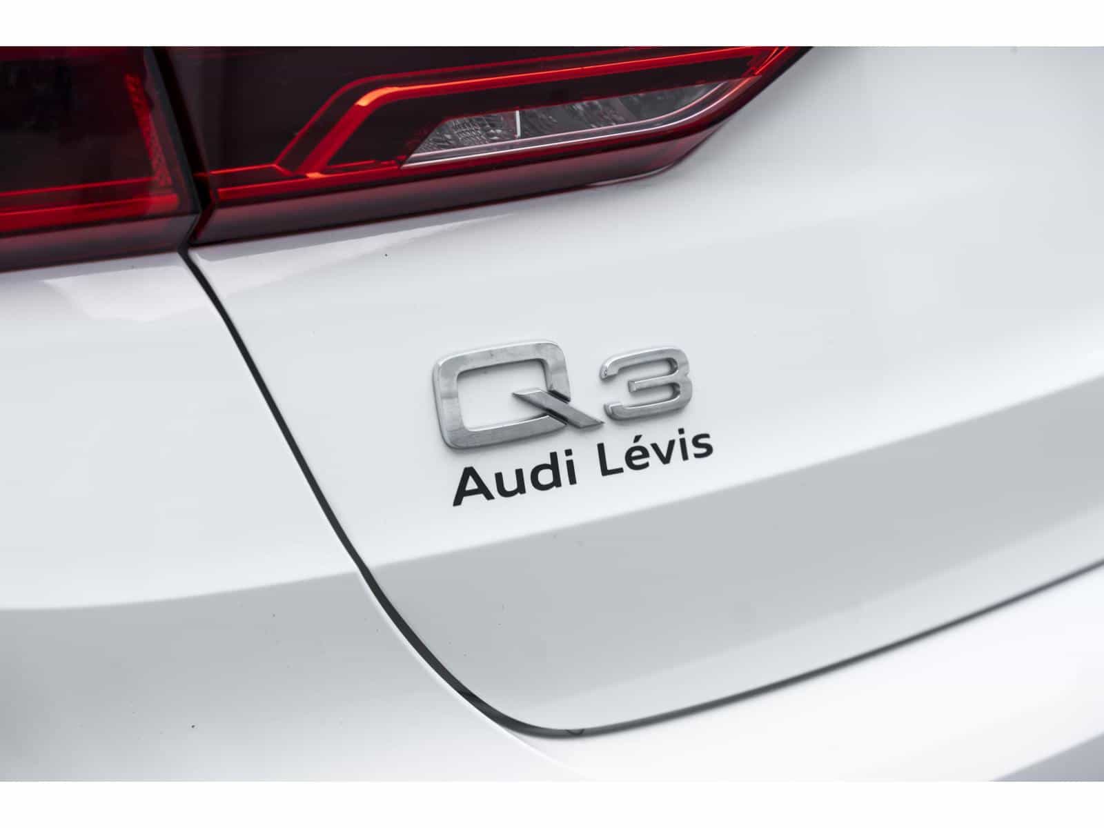 2021 Audi Q3 45 Komfort - Image 10