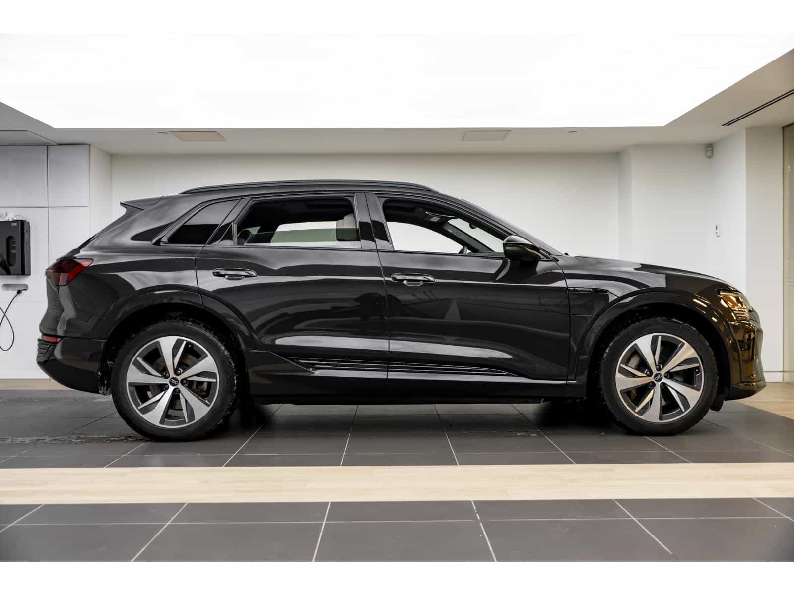 2024 Audi Q8 e-tron e-tron - Image 7