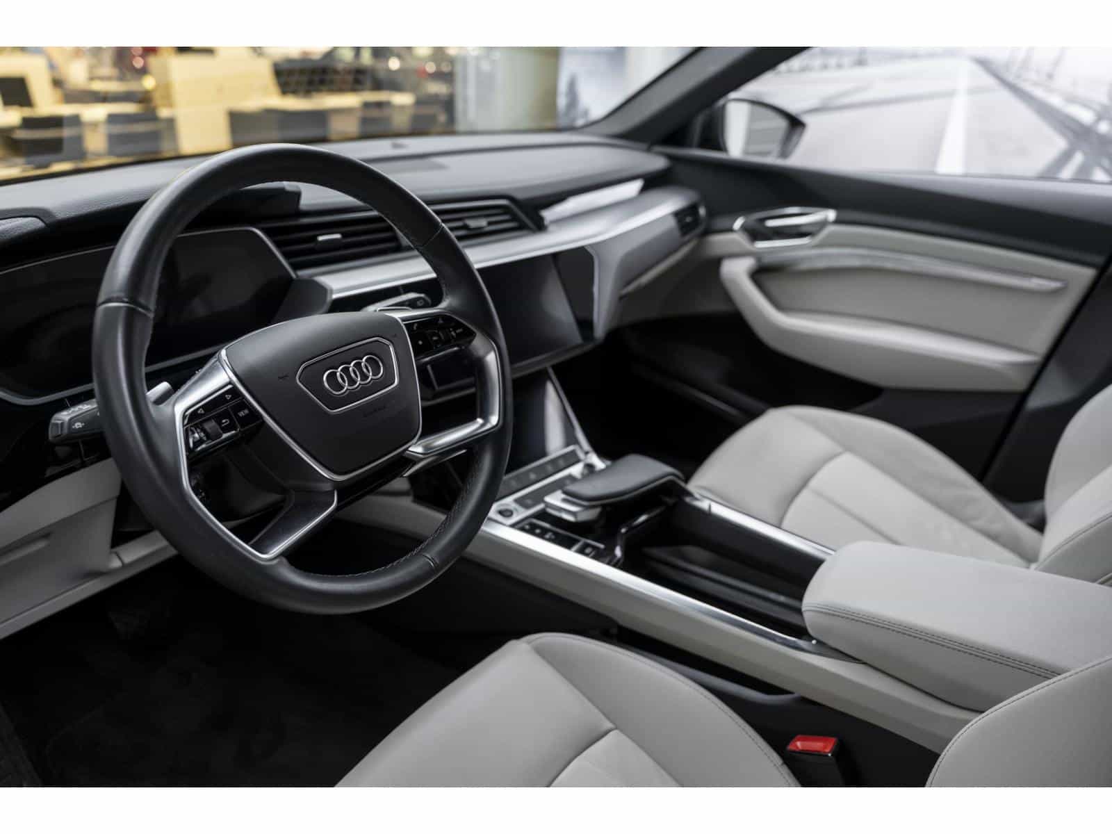 2024 Audi Q8 e-tron e-tron - Image 15