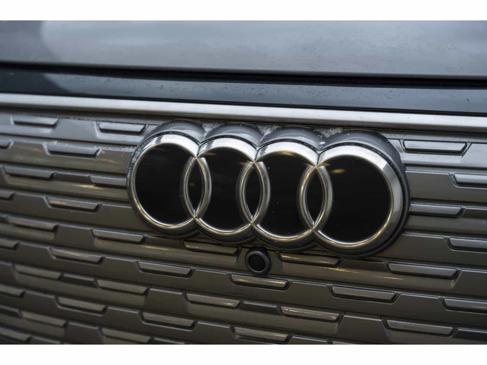 2024 Audi Q4 e-tron 50 - Image 2