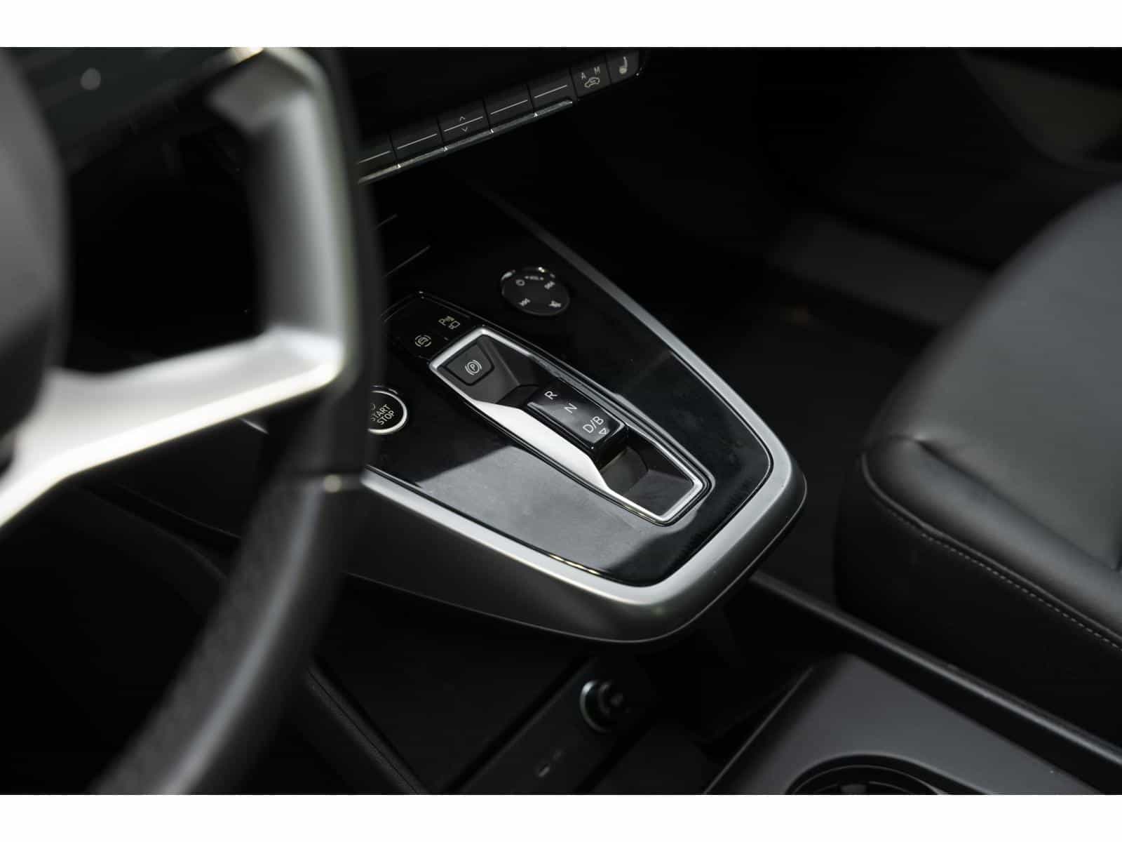 2024 Audi Q4 e-tron 50 - Image 15