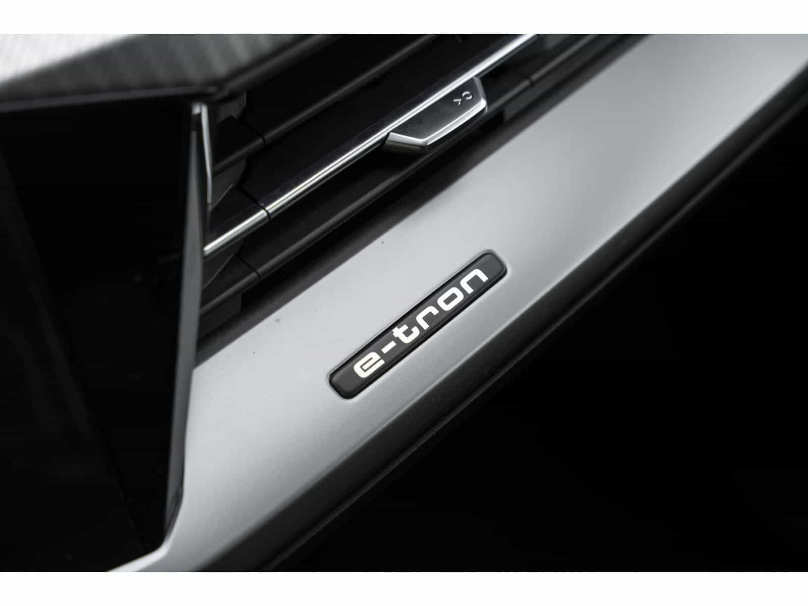 2024 Audi Q4 e-tron 50 - Image 19