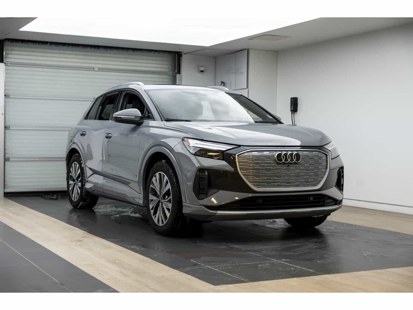 Image 1 Audi Q4 e-tron 55 2024