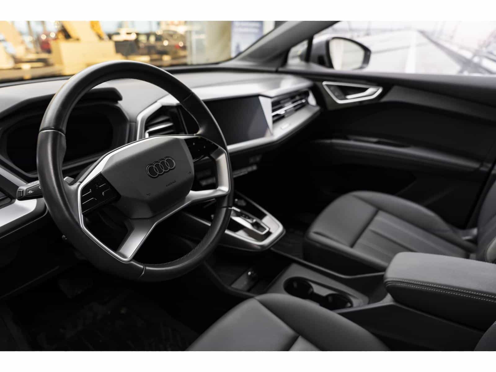 Image 14 Audi Q4 e-tron 55 2024