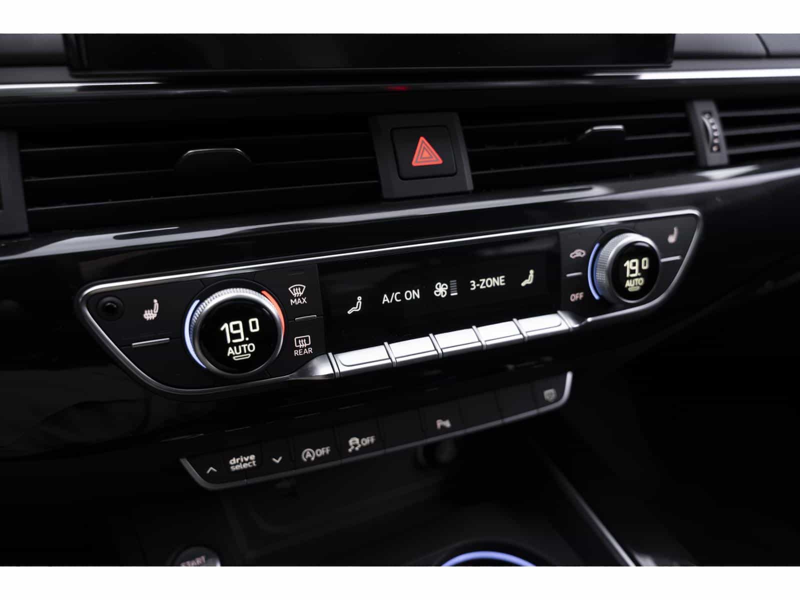 Image 19 Audi A4 Komfort 45 Komfort 2023