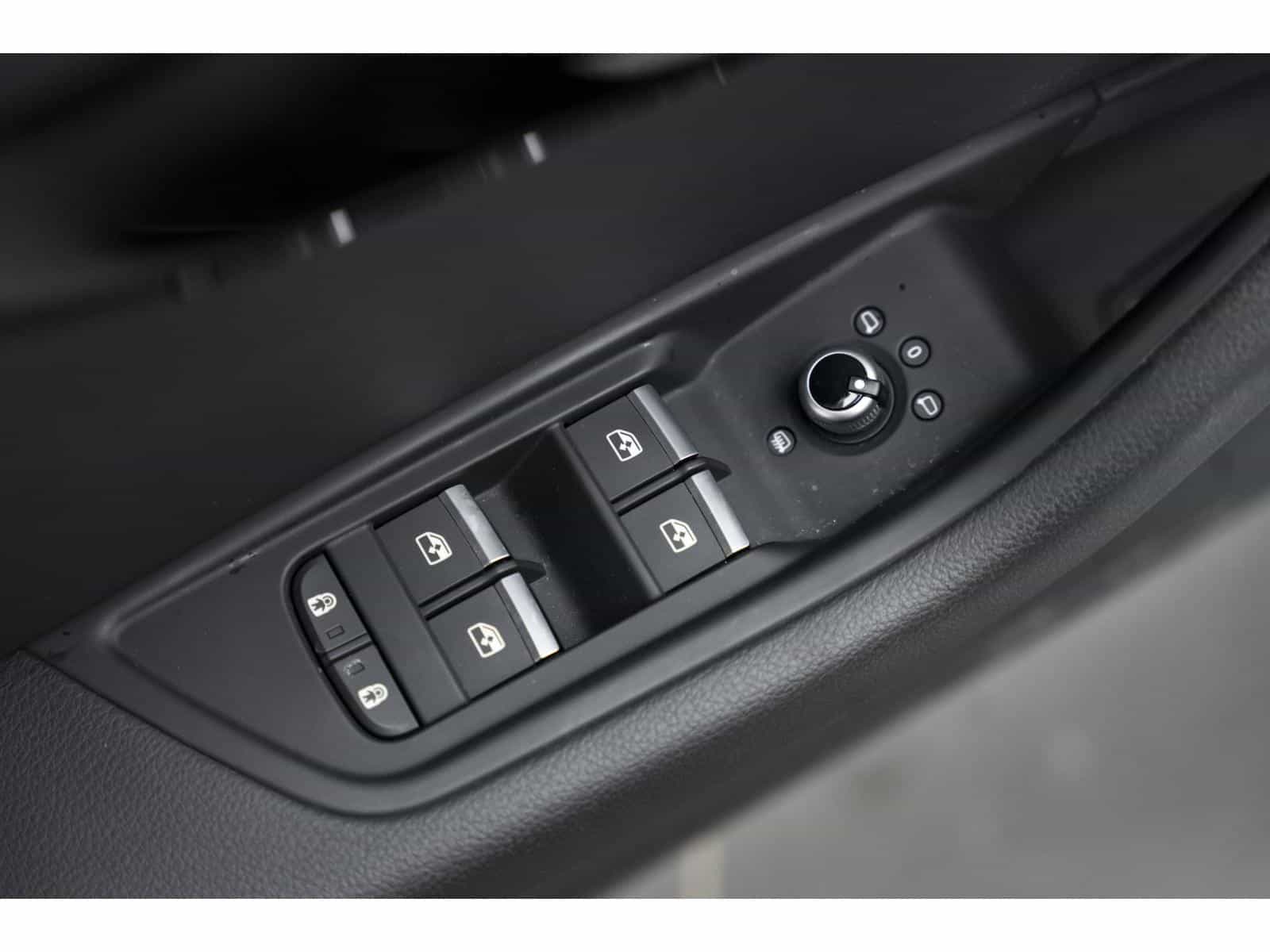 Image 18 Audi A4 Komfort 45 Komfort 2023