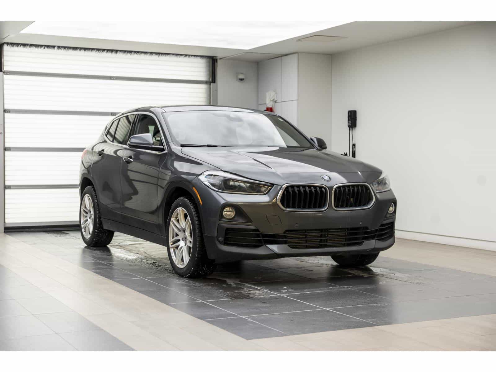 2020 BMW X2 xDrive28i - Image 1
