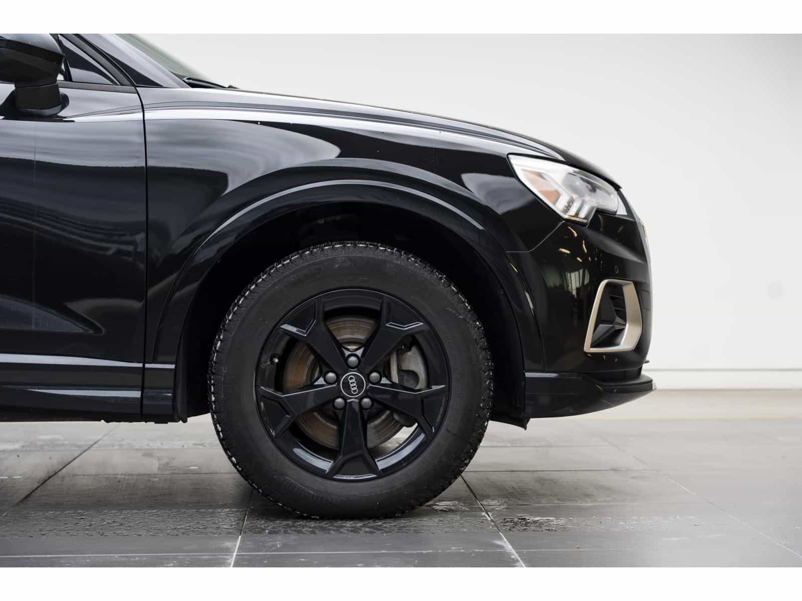 2021 Audi Q3 45 Komfort - Image 6