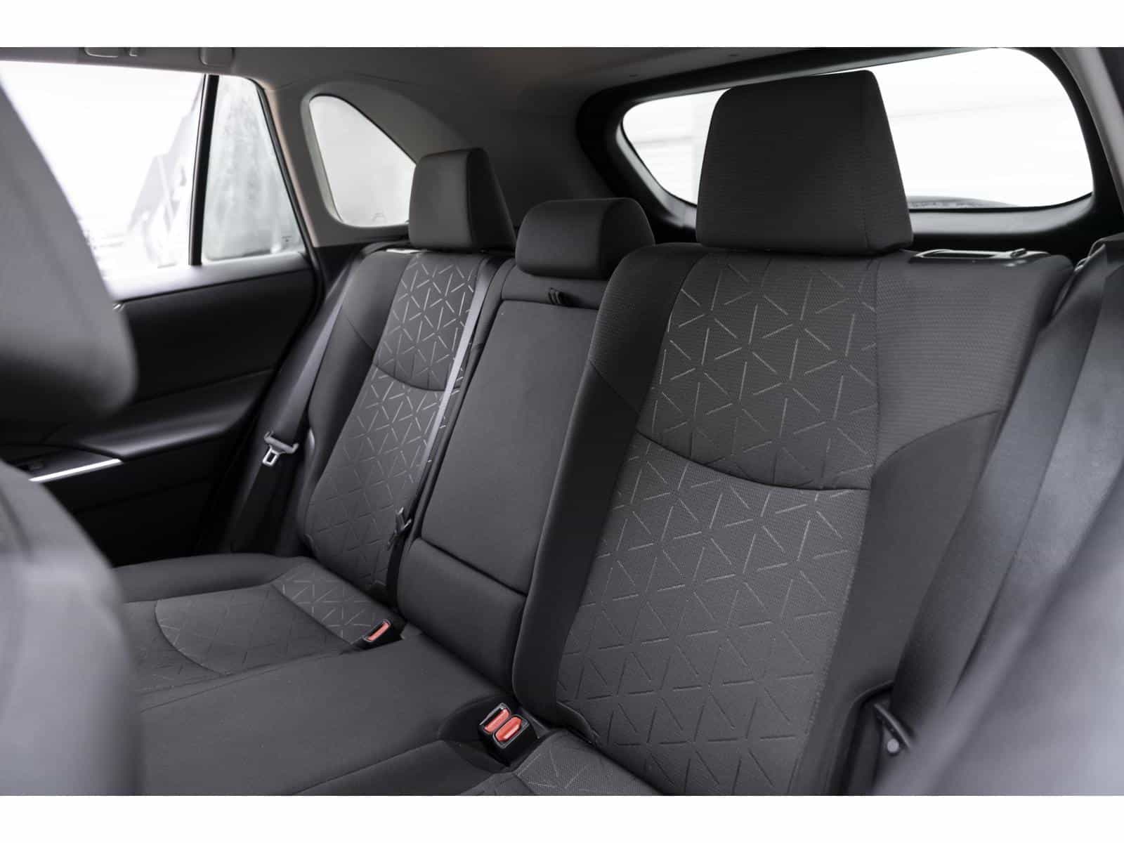 Image 13 Toyota RAV4 LE LE 2021