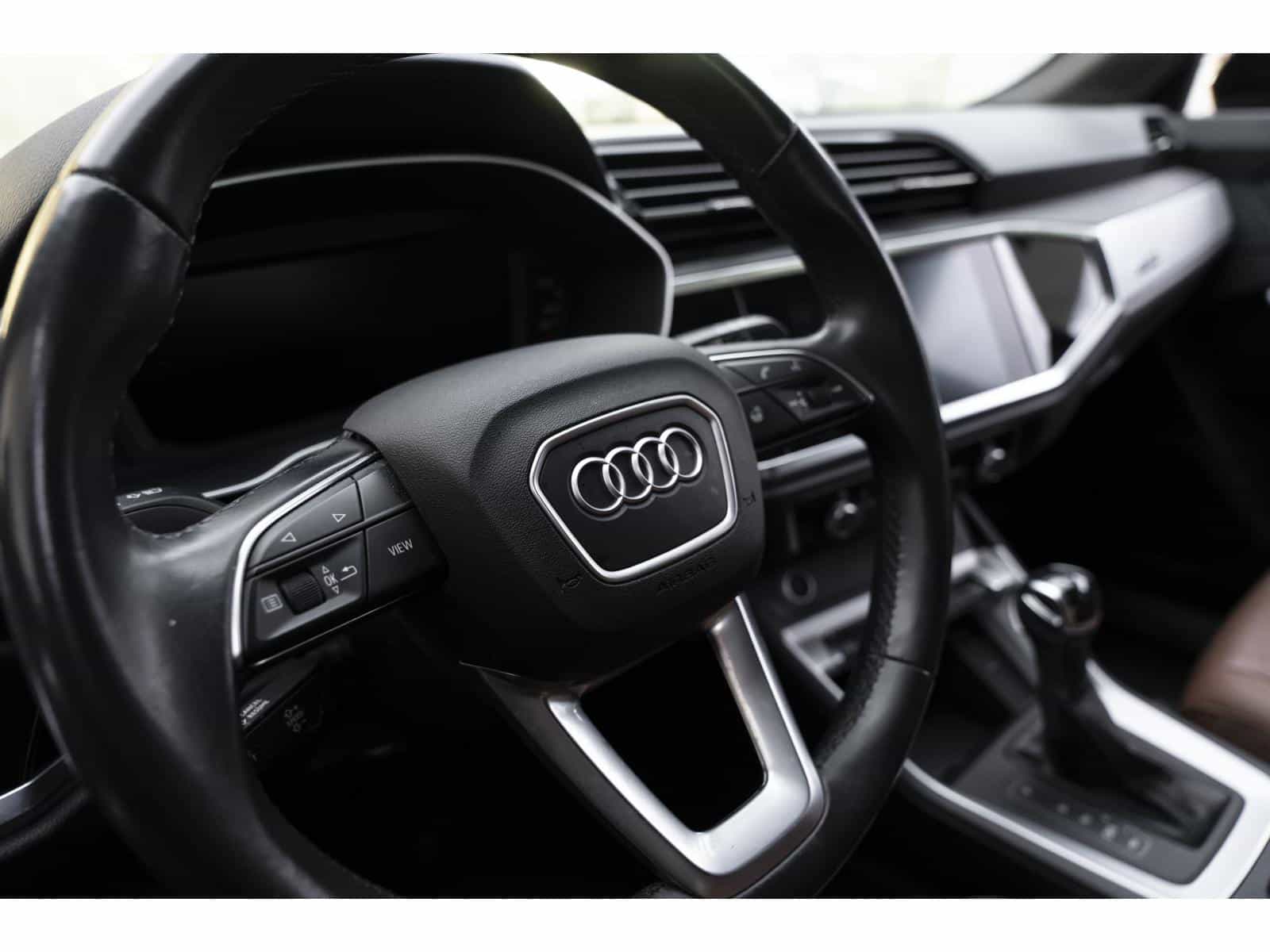 2022 Audi Q3 Premium 40 40 Komfort - Image 17