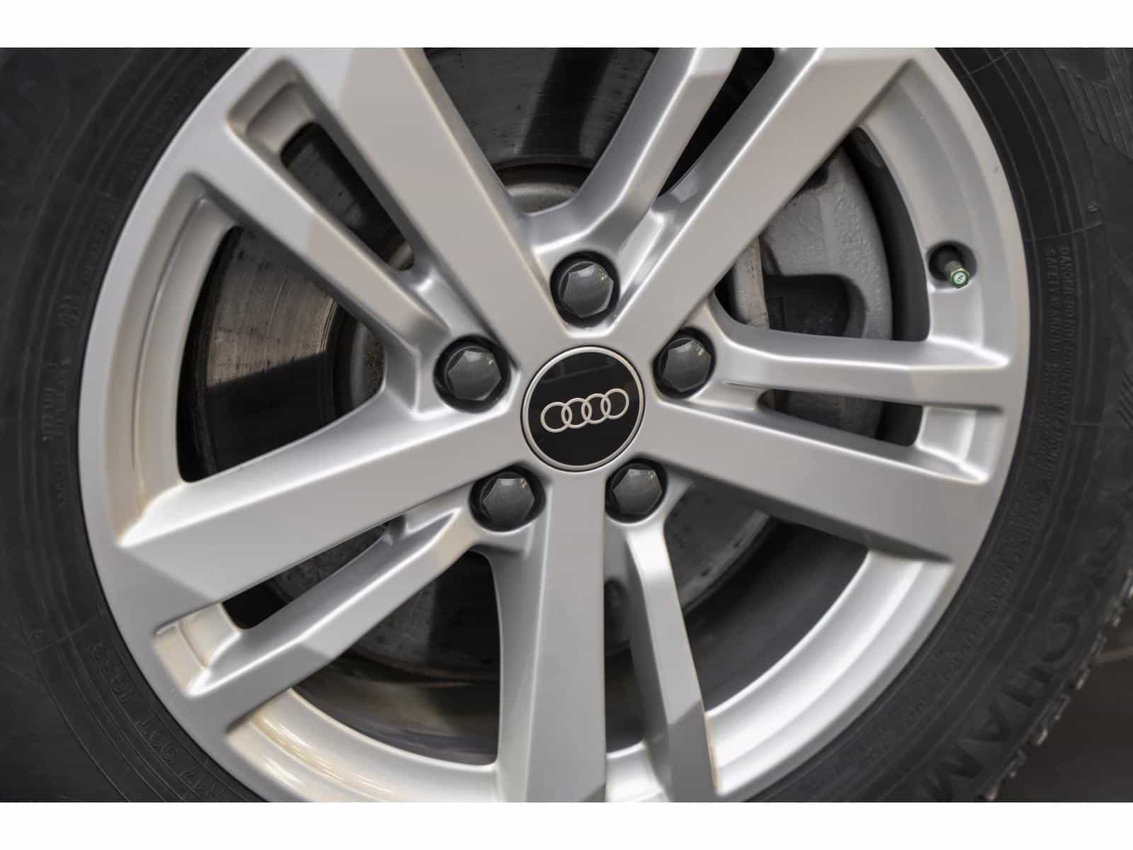 2022 Audi Q3 40 Komfort - Image 7