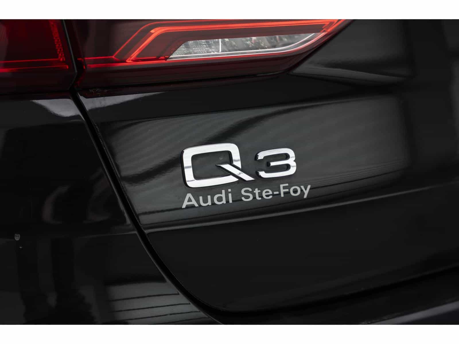 2022 Audi Q3 40 Komfort - Image 11