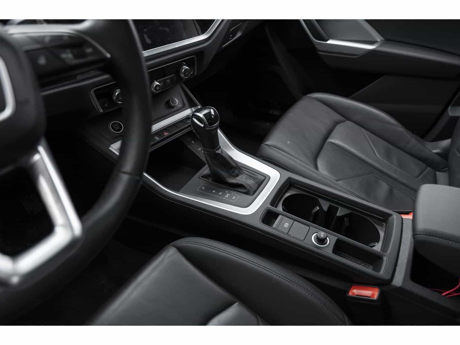 2022 Audi Q3 40 Komfort - Image 19