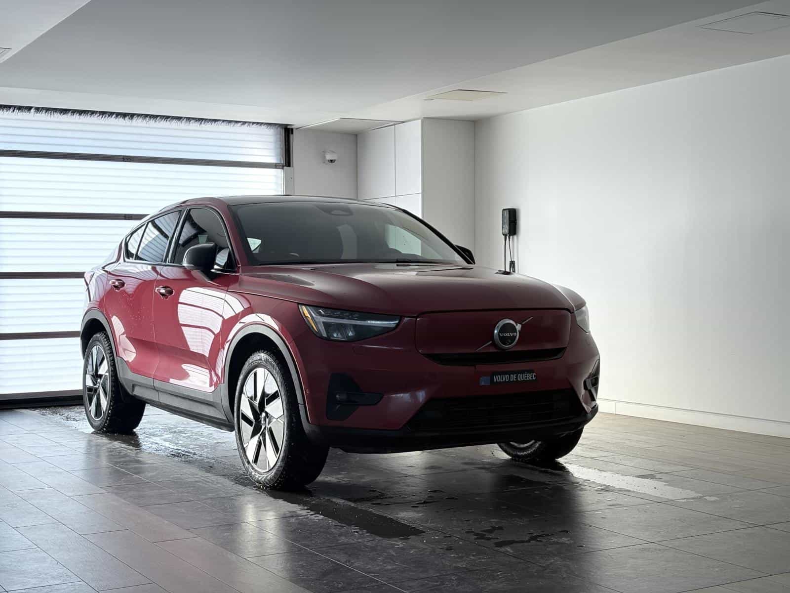 2024 Volvo C40 Recharge TWIN Plus - Image 1
